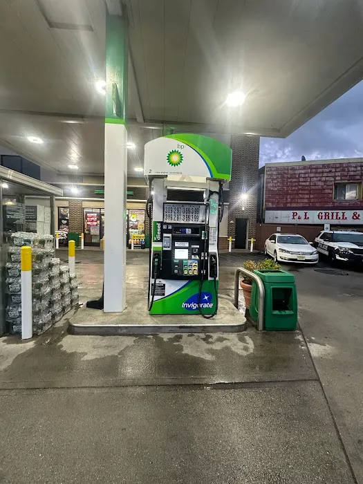 Hudson Gas & Auto 1