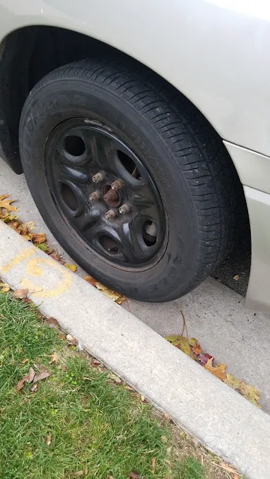 Charlie's Pit Stop Tires 5