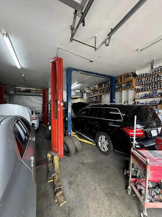 Valley Stream Autos 1