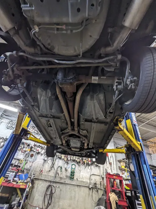 Queen's Auto & Truck Services Inc 2