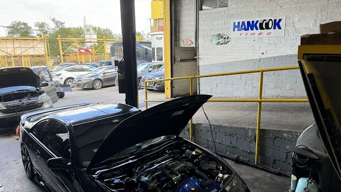 Queen's Auto & Truck Services Inc 3