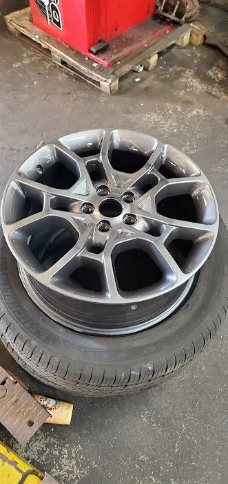 Queen's Auto & Truck Services Inc 6