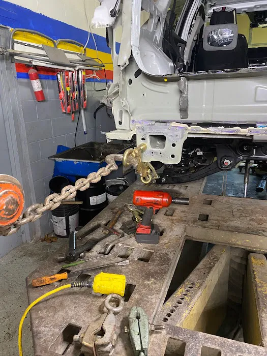 Ein Autobody & Mechanical Repair inc. 9