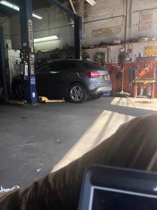Tj Auto 0
