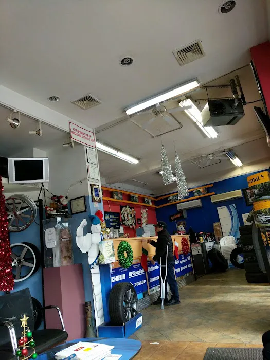 Red Line Auto & Tire 4