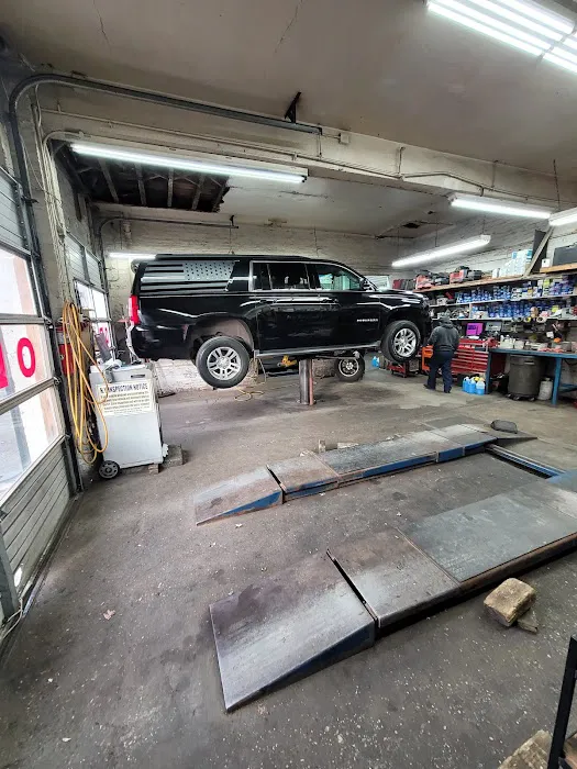 Red Line Auto & Tire 8