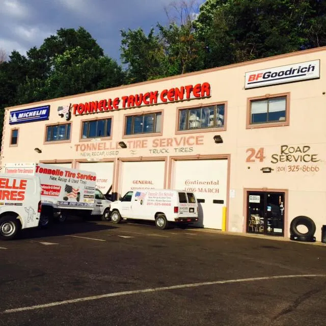 Tonnelle Tire Service 2