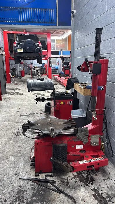 El Matatan auto repair 4