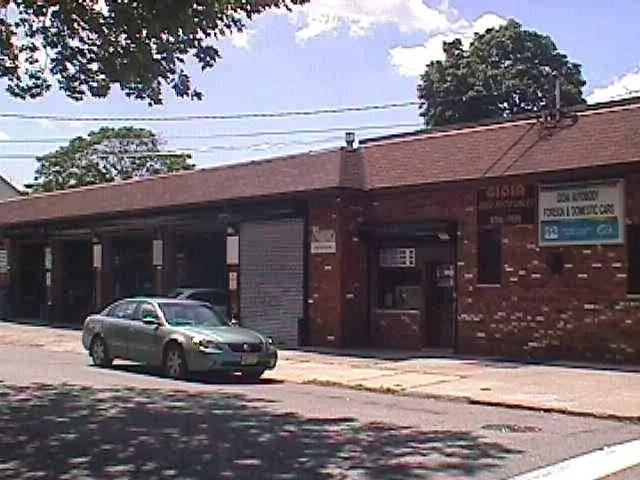Gioia Auto Repair, Auto Body and Towing 0