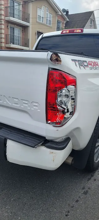C & G Auto Body 0