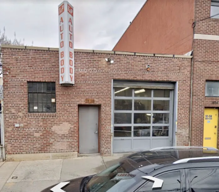 T & P Auto Body Repairs 1