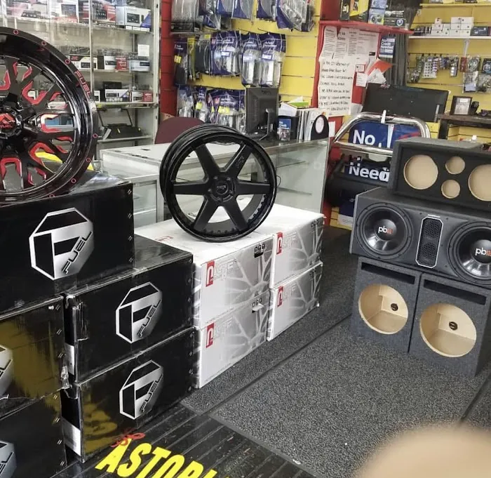 Astoria Sounds & Wheels 4