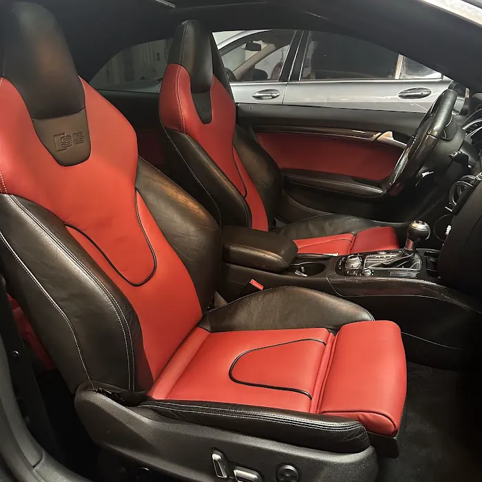 Fantastic auto upholstery in 3