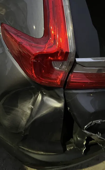 Joo's Auto Body Shop 5