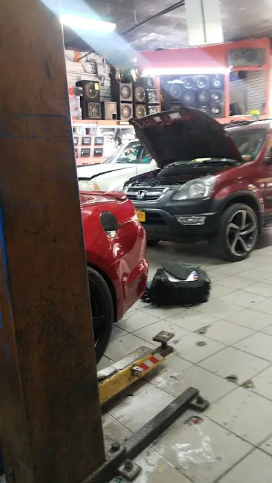 Francis Sound Car Renovation 0