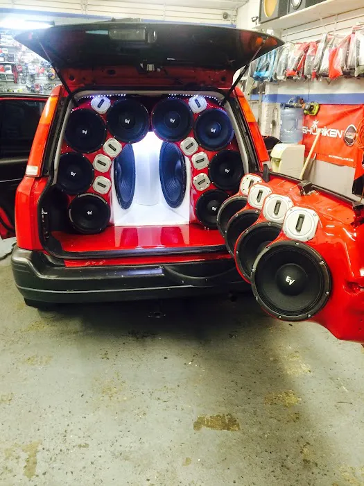 CHRISS AUTOSOUND 1