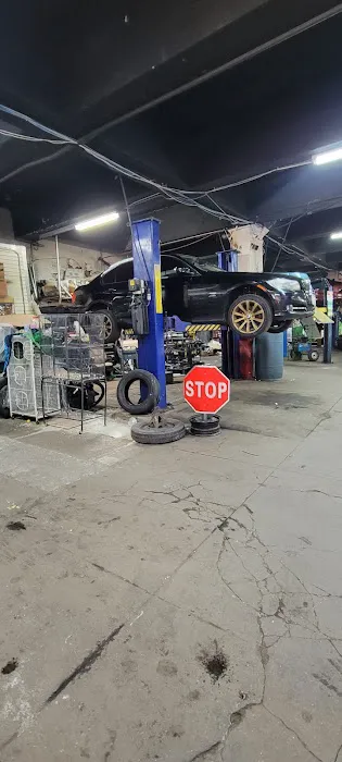 El Mundo Auto Repair 0