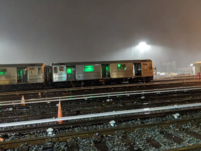 Pelham Maintenance Shop / Pelham Diesel 7