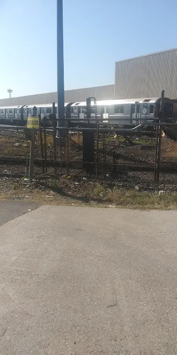 Pelham Maintenance Shop / Pelham Diesel 1
