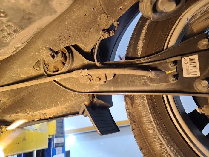 J&J Prestige Auto Collision And Repair Inc 7