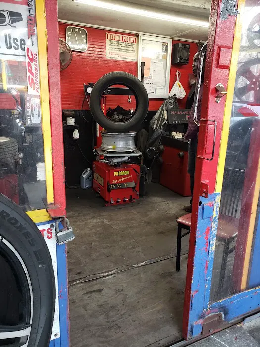 Sajoma Tire Center 4