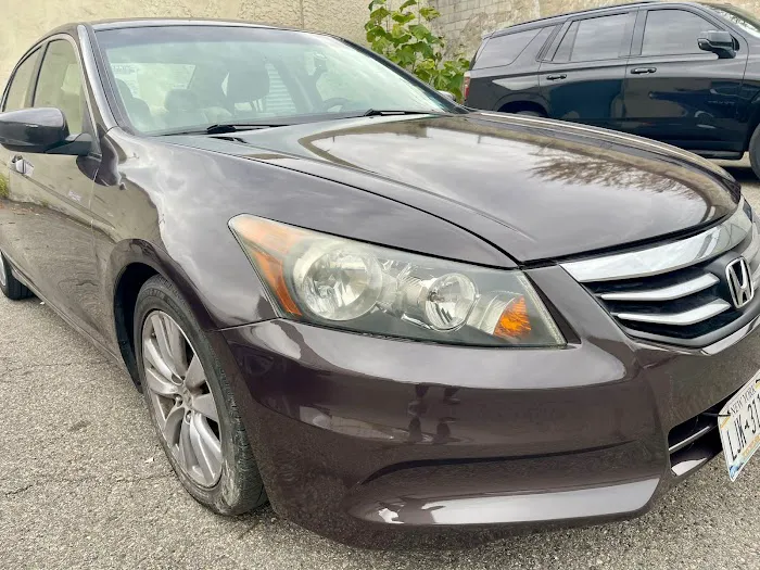 B&C Auto Collision and Repair 7
