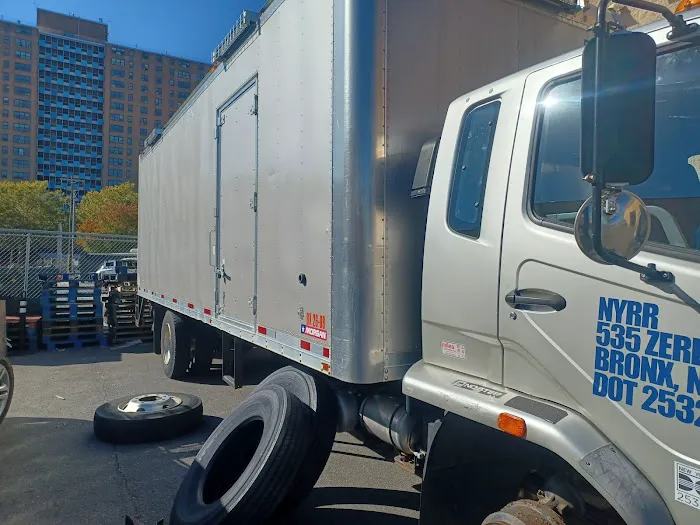 A + Mobile Truck Tire Services 6
