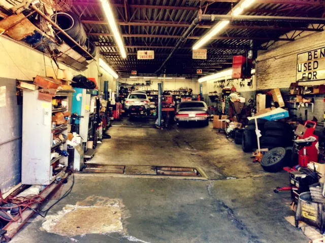 Bennys North Bronx Auto Repair 0