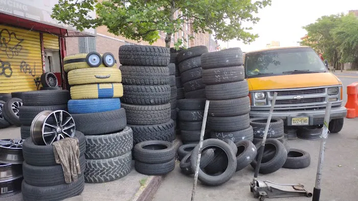 Wheel Way Wheel & Tire Specialist 4