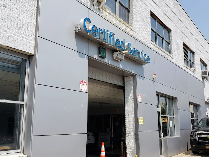 LaSorsa Chevrolet Parts Center 8