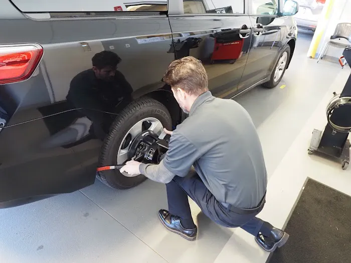 Toyota City Service & Parts Center 7