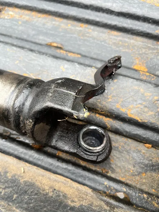 Independent Tire Service & Hydraulic Hose Repair 8