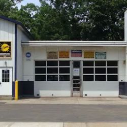 M & J Auto And Truck Clinic ico