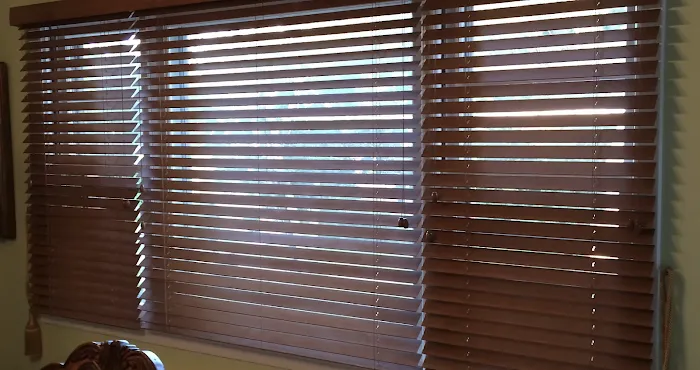 Damand Glass & Shade Inc 2