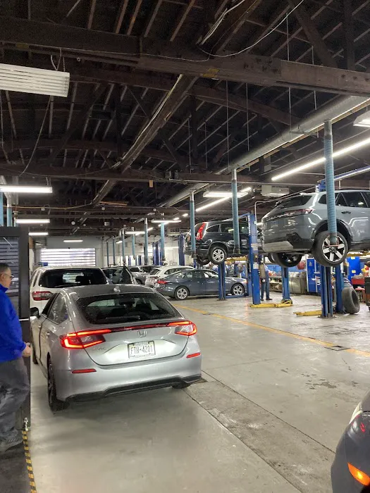Honda of New Rochelle - Service Department 9