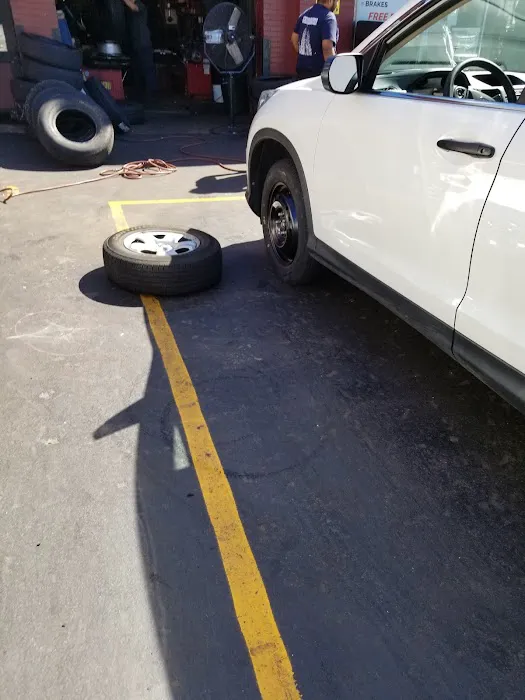 Currie's Automotive 5