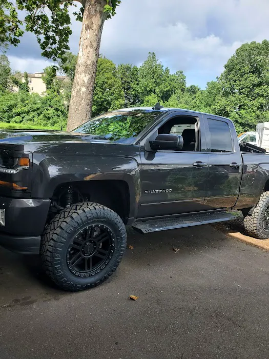 Ace Auto Sales inc 3
