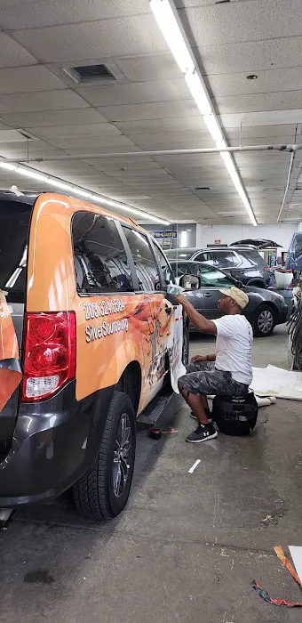 Traynor Auto Body 8