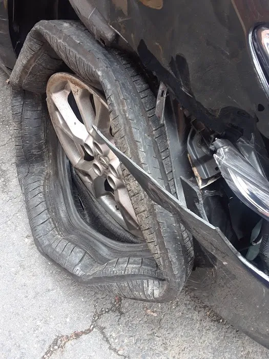 Traynor Auto Body 6