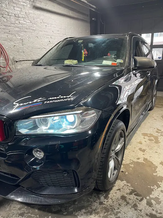 L&V Motorsports 8