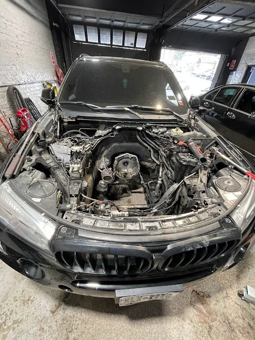 L&V Motorsports 3
