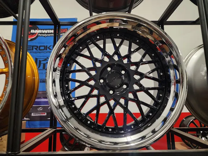 Yonkers Rims and Tires 9