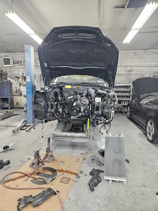 Gus & Nicks Auto Body 3
