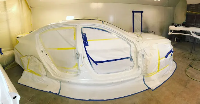 R&F Auto Body Shop 4