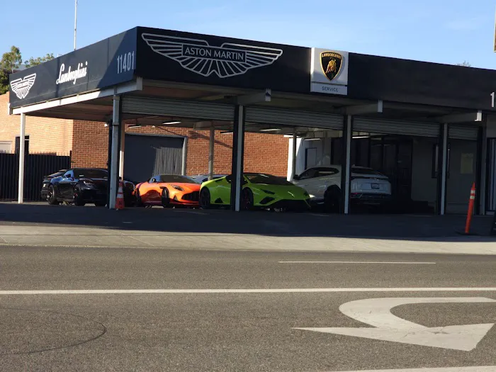 Aston Martin Beverly Hills Service Center 8
