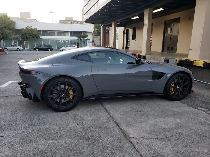 Aston Martin Beverly Hills Service Center 7