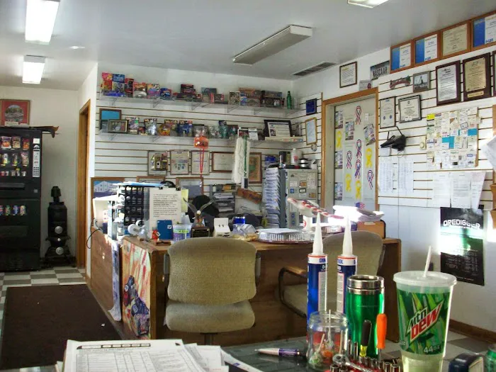 Butori Collision Center 4