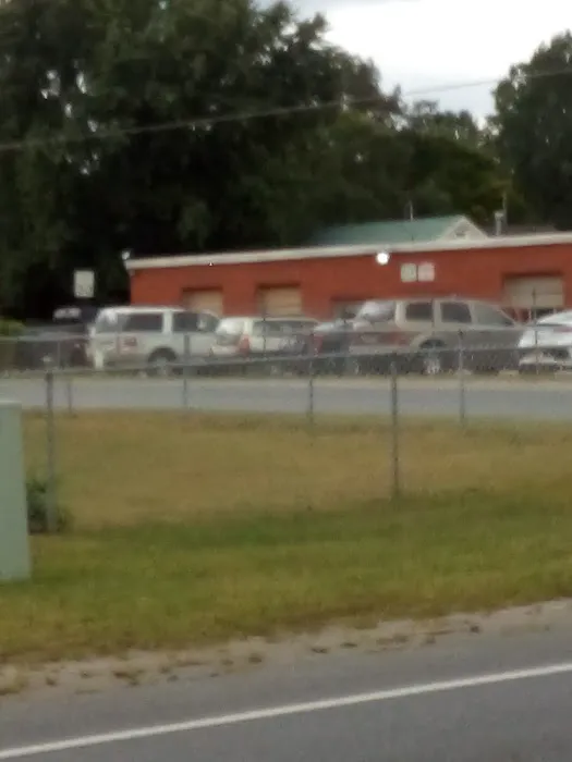 Ron's Auto Body Repair 0