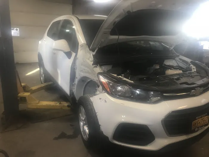 Bob's Body Shop & Customs 1