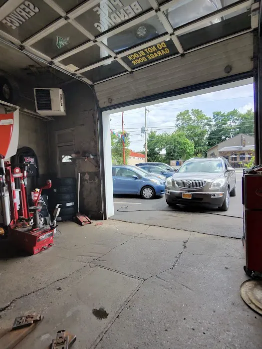 Tony's Broadway Auto Repair 3